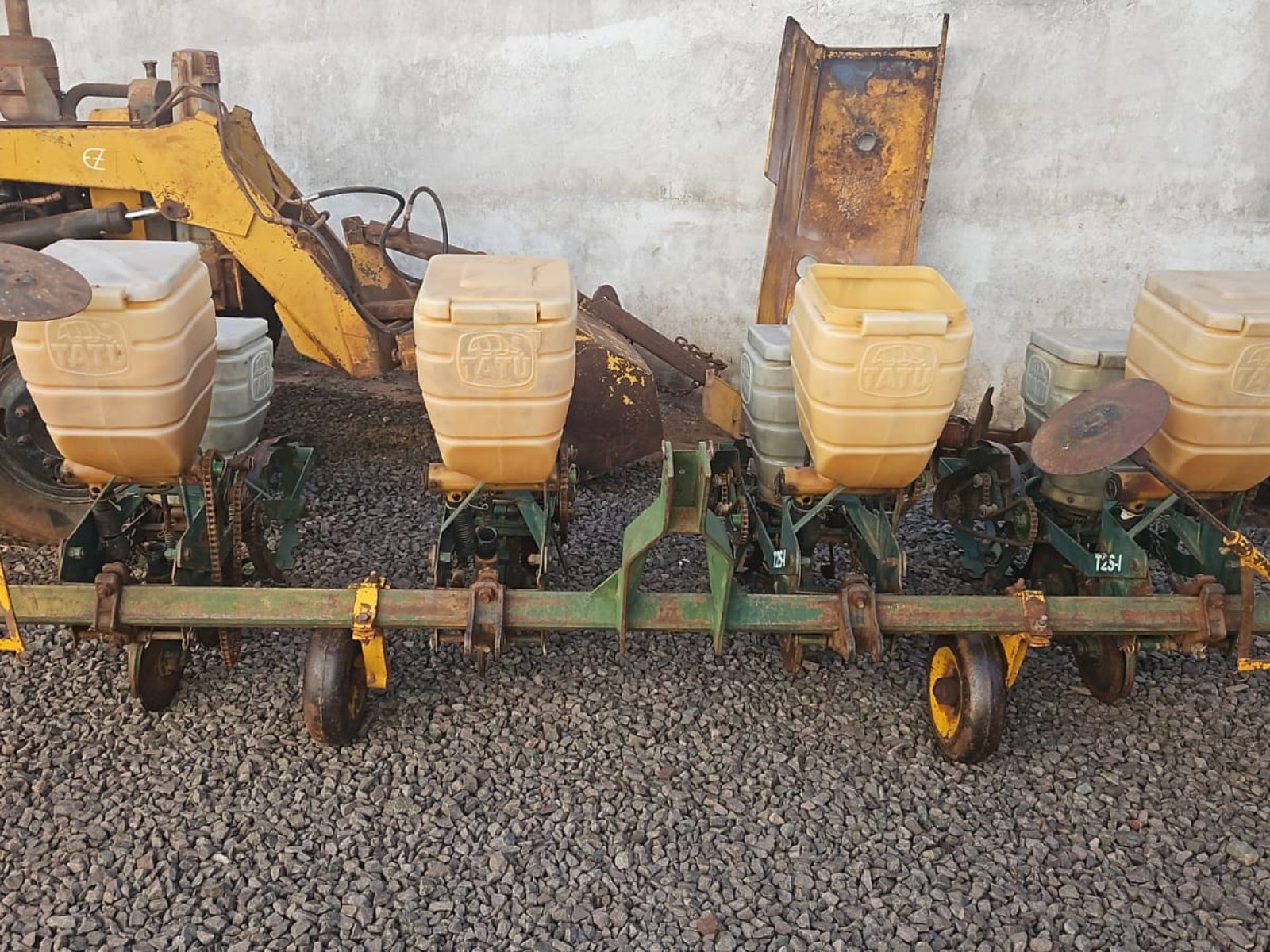 fa2eef1f-c8bd-4c17-9370-949adebdb663